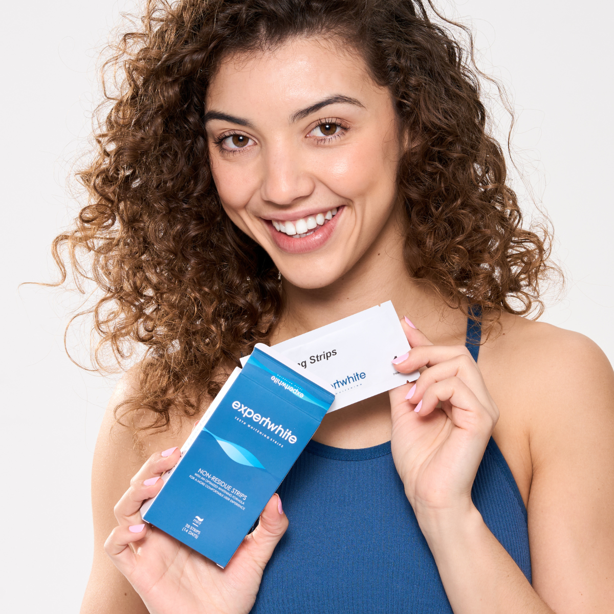 Expertwhite® Instant Glow Whitening Strips